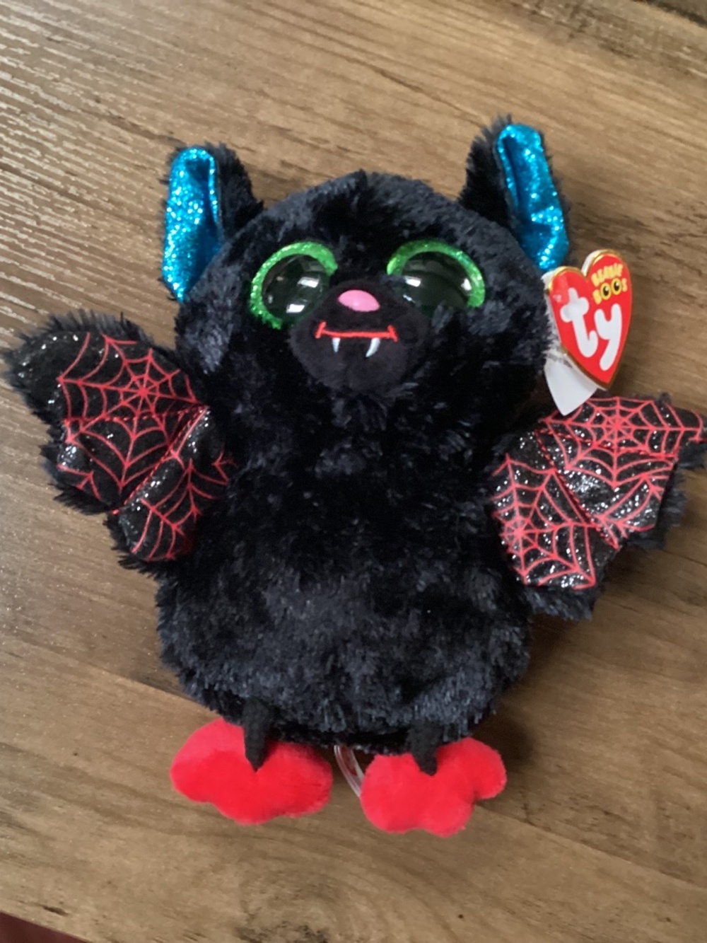 TY Beanie Boos Ophelia The Halloween Bat Glitter Eyes New with tag 6”